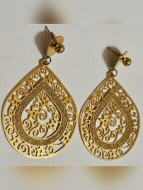 STEEL TIME STAINLESS STEEL 2 IN 1 POST GOLD TONE TEARDROP ETCHED HOOP EARRINGS